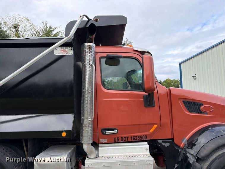 image for item FK3482 2017 Peterbilt 567 