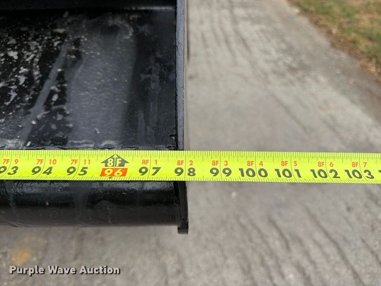 image for item FK3482 2017 Peterbilt 567 
