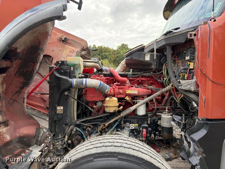 image for item FK3482 2017 Peterbilt 567 