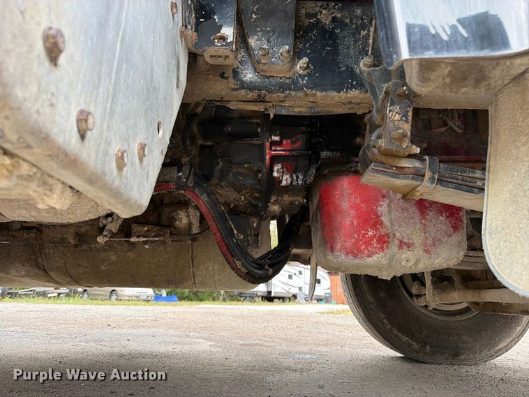 image for item FK3482 2017 Peterbilt 567 