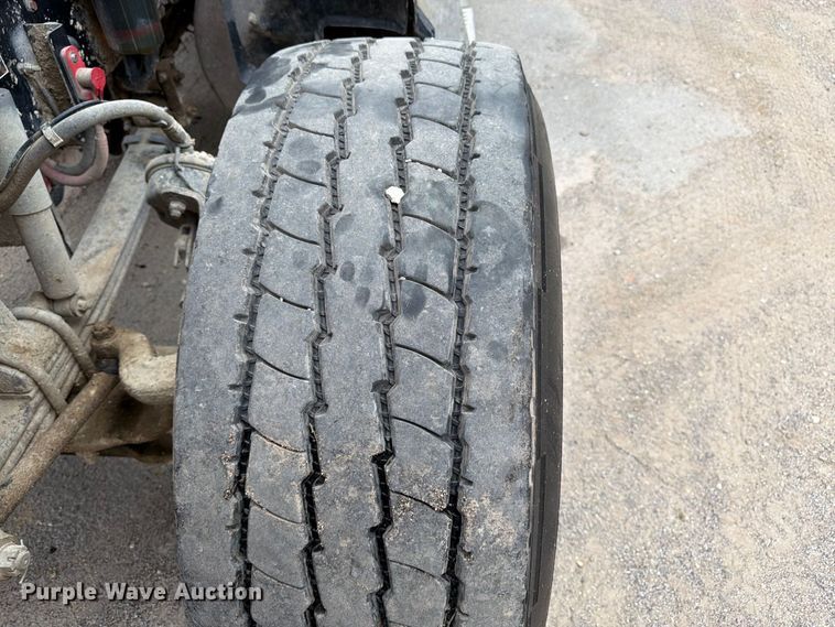 image for item FK3482 2017 Peterbilt 567 