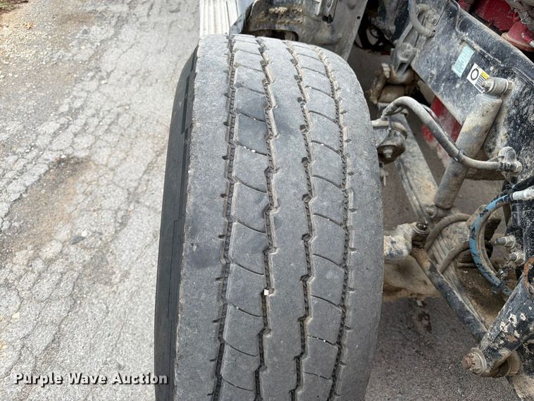 image for item FK3482 2017 Peterbilt 567 