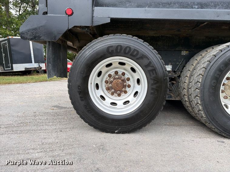image for item FK3482 2017 Peterbilt 567 