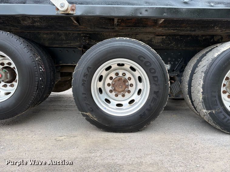image for item FK3482 2017 Peterbilt 567 