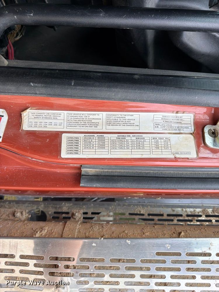 image for item FK3482 2017 Peterbilt 567 