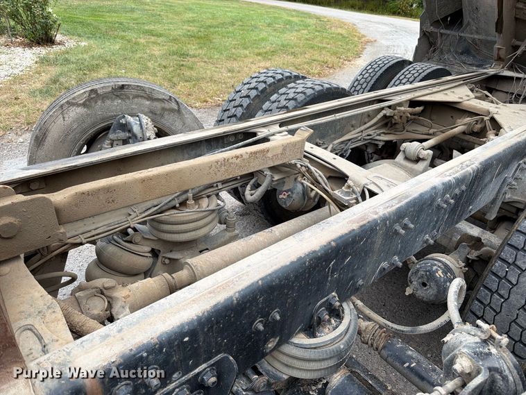 image for item FK3483 2007 Sterling L8500 dump truck