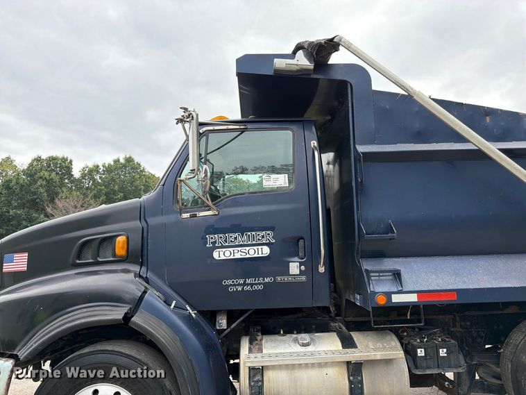 image for item FK3483 2007 Sterling L8500 dump truck