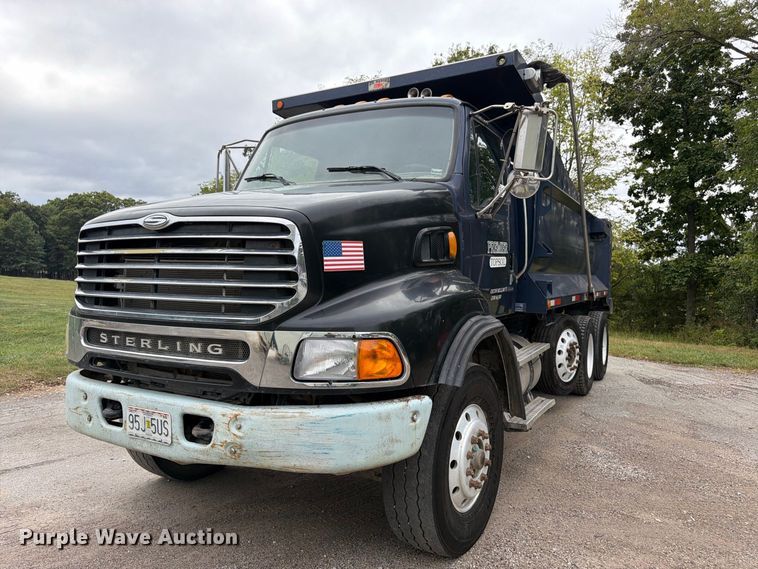 image for item FK3483 2007 Sterling L8500 dump truck
