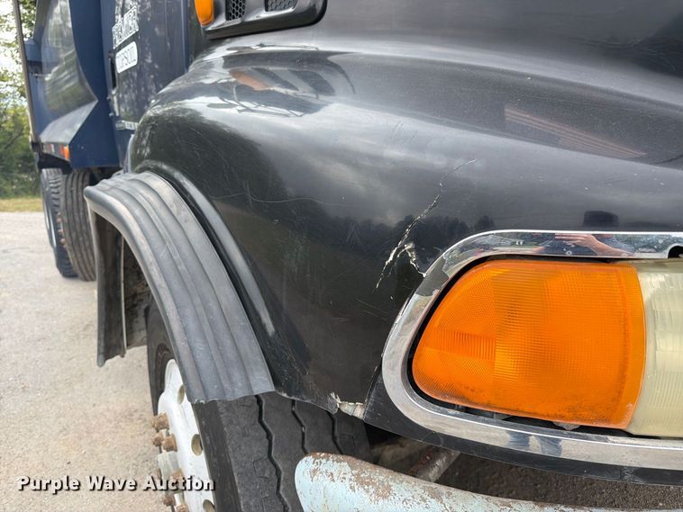 image for item FK3483 2007 Sterling L8500 dump truck