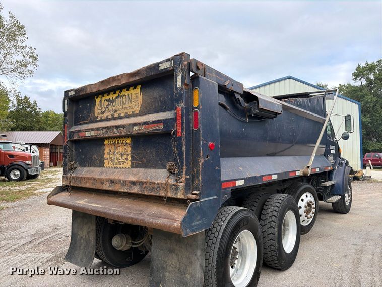 image for item FK3483 2007 Sterling L8500 dump truck