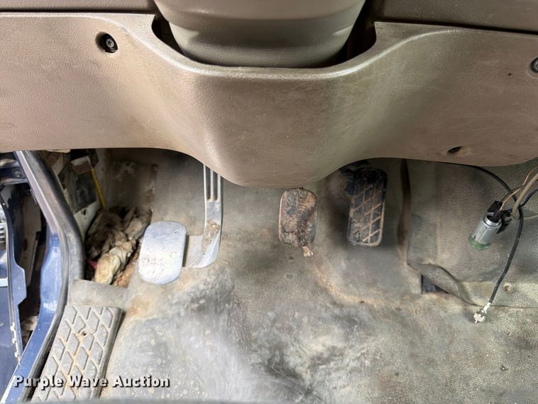 image for item FK3483 2007 Sterling L8500 dump truck