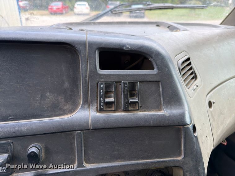 image for item FK3483 2007 Sterling L8500 dump truck