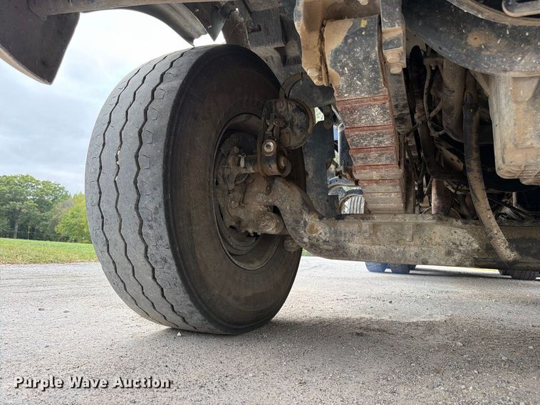 image for item FK3483 2007 Sterling L8500 dump truck