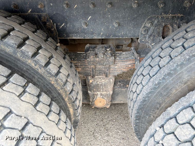 image for item FK3483 2007 Sterling L8500 dump truck