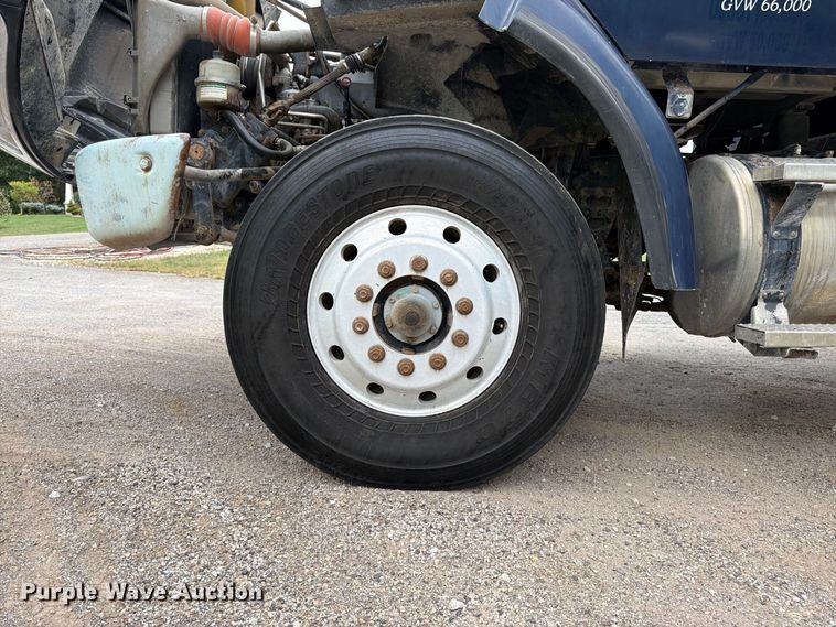 image for item FK3483 2007 Sterling L8500 dump truck