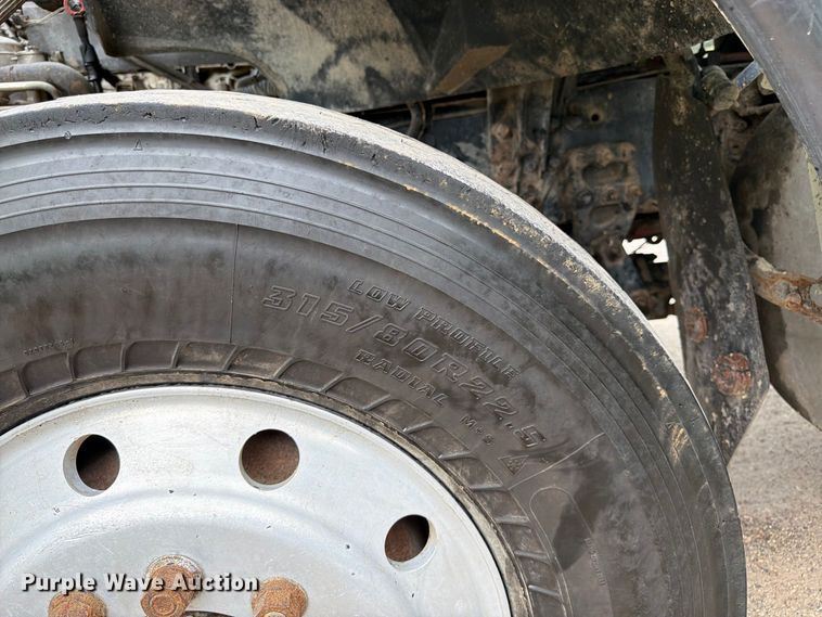 image for item FK3483 2007 Sterling L8500 dump truck
