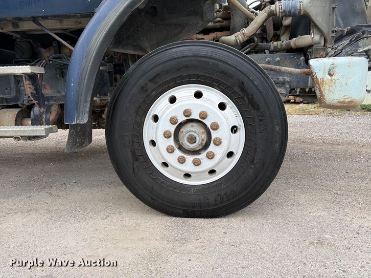 image for item FK3483 2007 Sterling L8500 dump truck