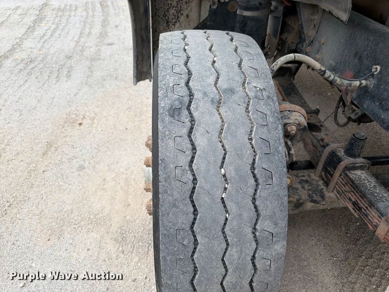 image for item FK3483 2007 Sterling L8500 dump truck