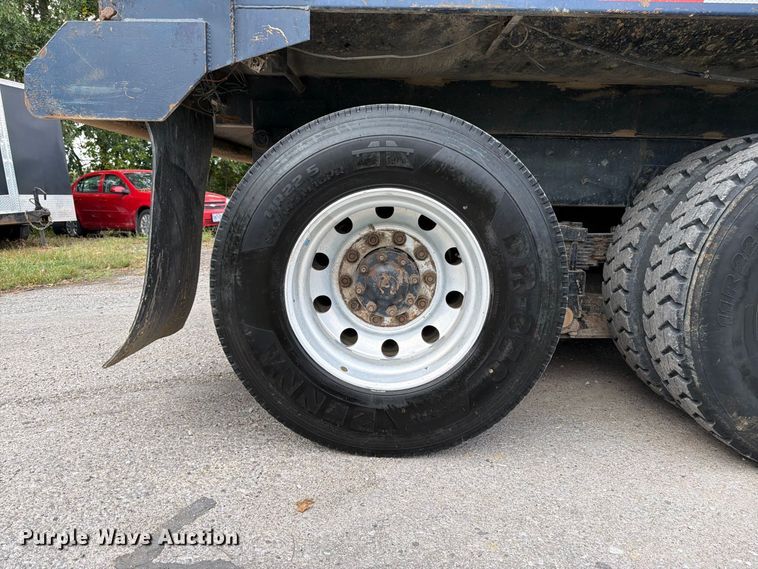 image for item FK3483 2007 Sterling L8500 dump truck