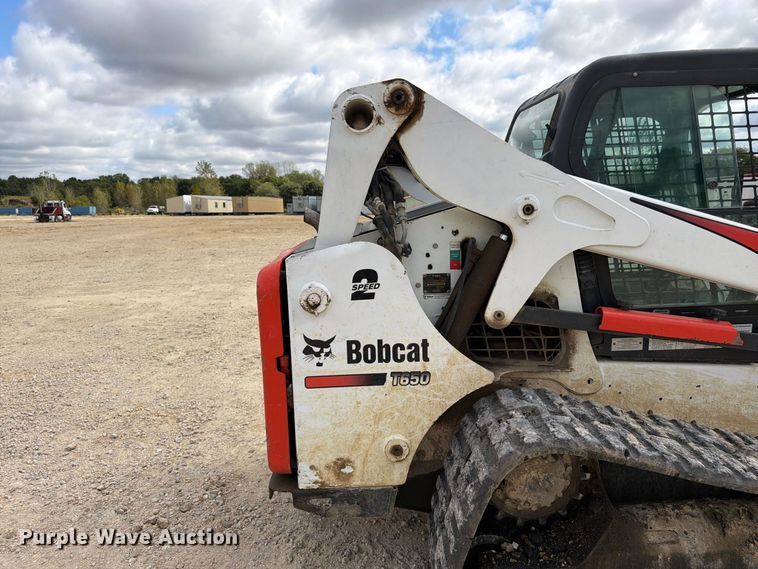 image for item FK3484 2018 Bobcat T650 tracked skid steer loader