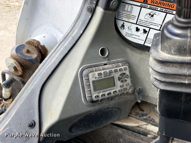 image for item FK3484 2018 Bobcat T650 tracked skid steer loader