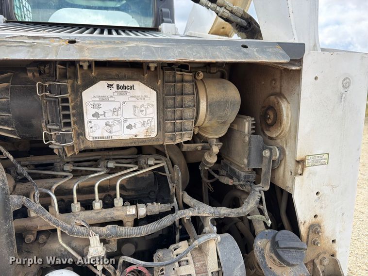image for item FK3484 2018 Bobcat T650 tracked skid steer loader