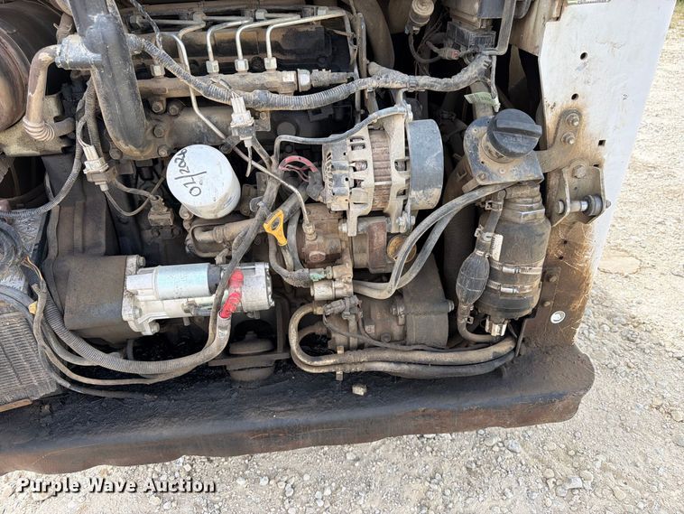 image for item FK3484 2018 Bobcat T650 tracked skid steer loader