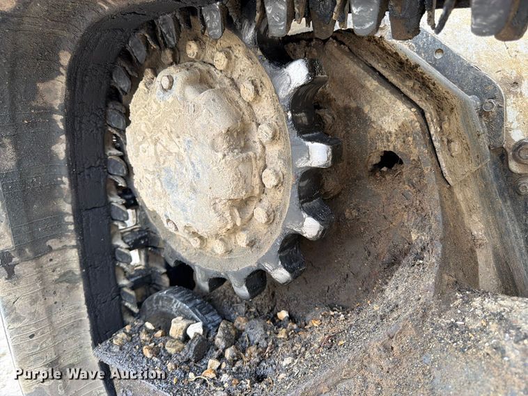 image for item FK3484 2018 Bobcat T650 tracked skid steer loader