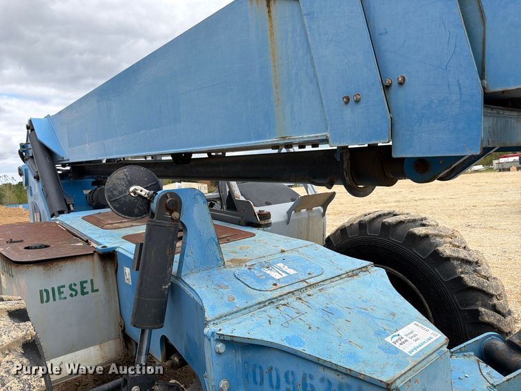 image for item FK3492 2012 Genie GTH1056 telehandler