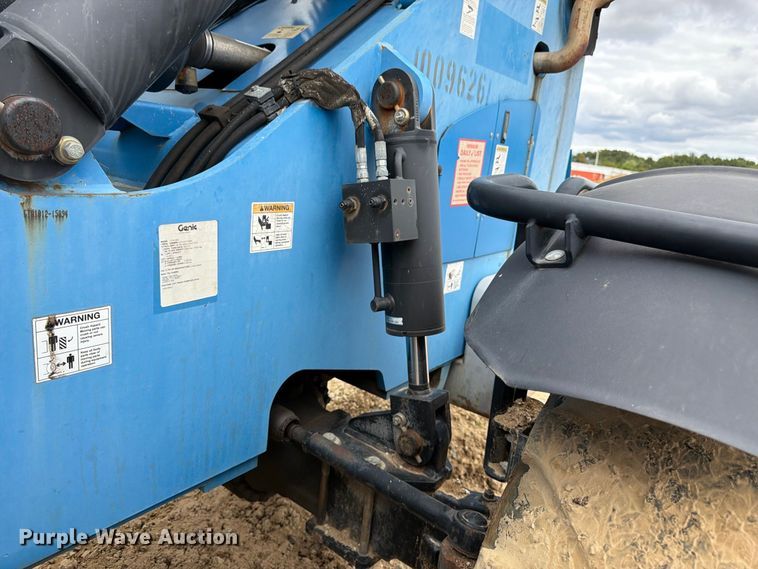 image for item FK3492 2012 Genie GTH1056 telehandler
