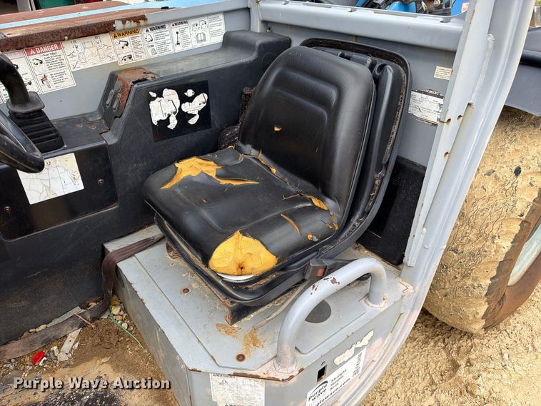 image for item FK3492 2012 Genie GTH1056 telehandler