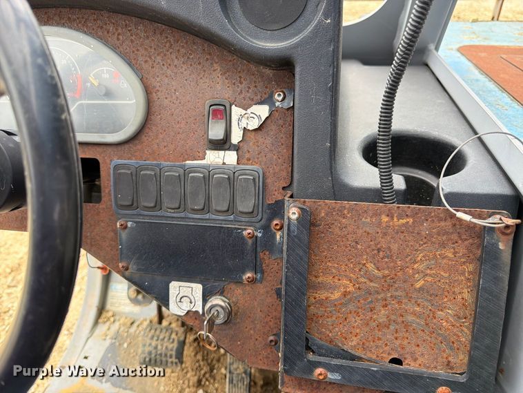 image for item FK3492 2012 Genie GTH1056 telehandler
