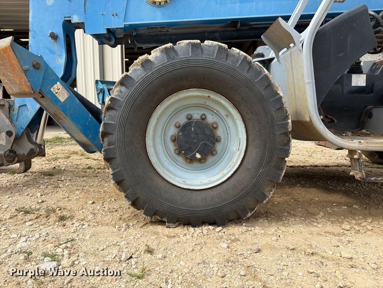 image for item FK3492 2012 Genie GTH1056 telehandler