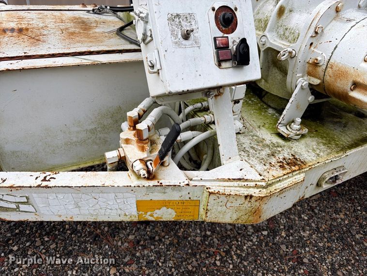 image for item FK3496 Camel vacuum excavator