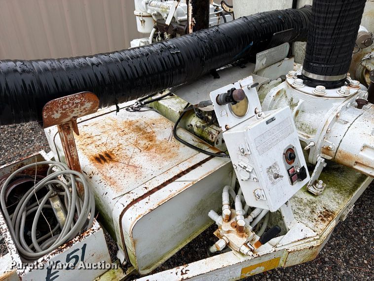 image for item FK3496 Camel vacuum excavator