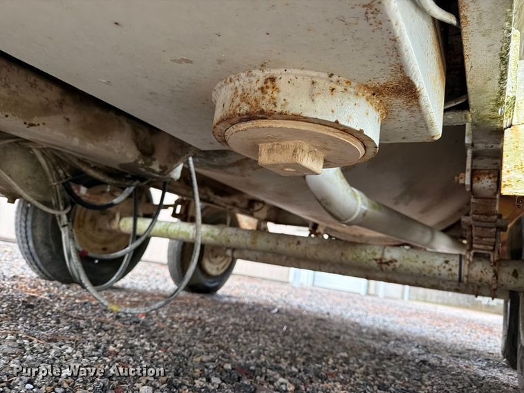 image for item FK3496 Camel vacuum excavator