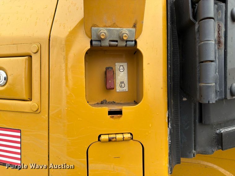 image for item FK3497 2008 Caterpillar D6K LGP dozer