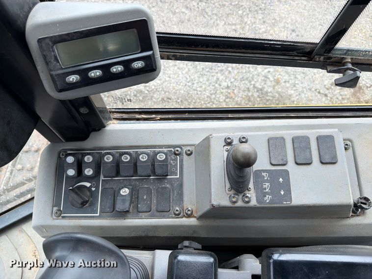 image for item FK3497 2008 Caterpillar D6K LGP dozer