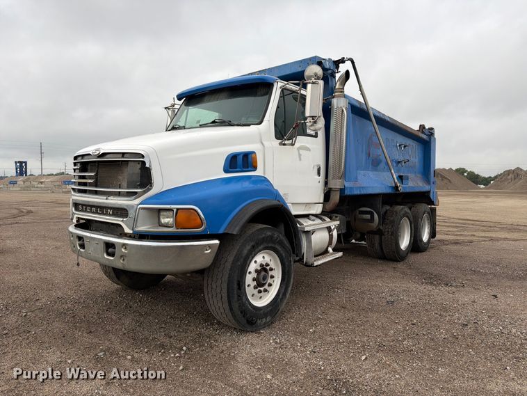 2005 Sterling L8500 dump truck