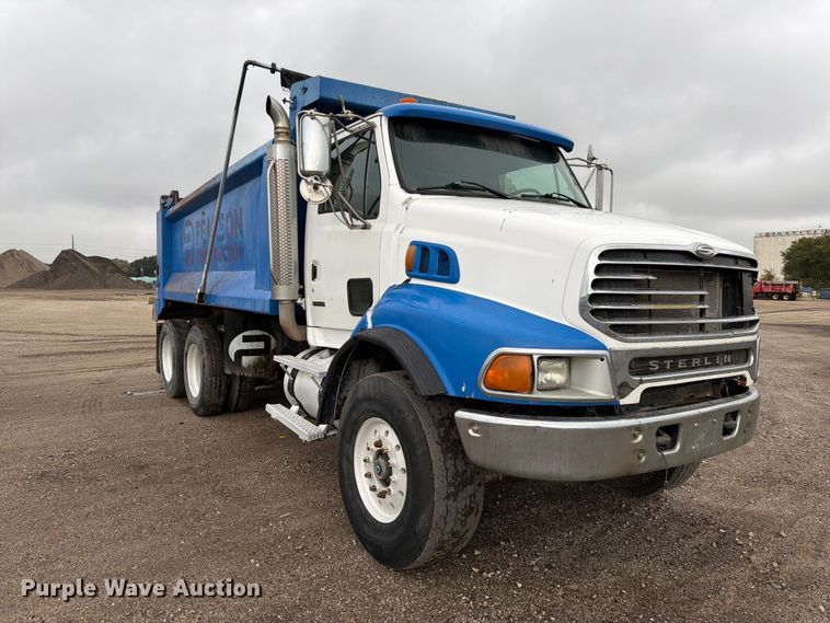 image for item FK3678 2005 Sterling L8500 dump truck
