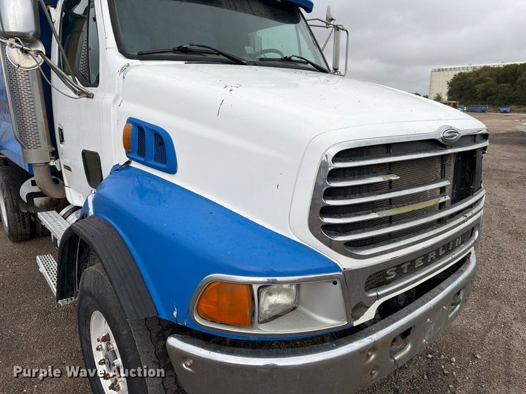image for item FK3678 2005 Sterling L8500 dump truck