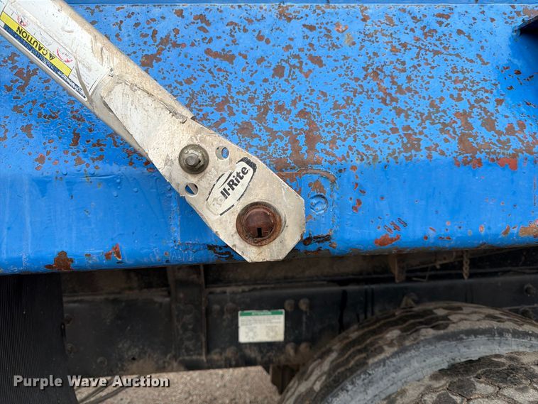 image for item FK3678 2005 Sterling L8500 dump truck
