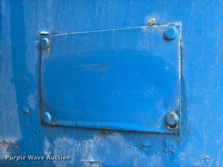 image for item FK3678 2005 Sterling L8500 dump truck