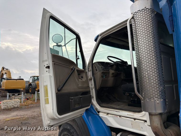image for item FK3678 2005 Sterling L8500 dump truck