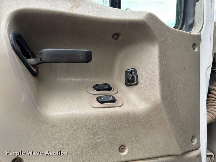 image for item FK3678 2005 Sterling L8500 dump truck