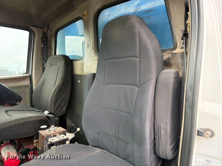 image for item FK3678 2005 Sterling L8500 dump truck