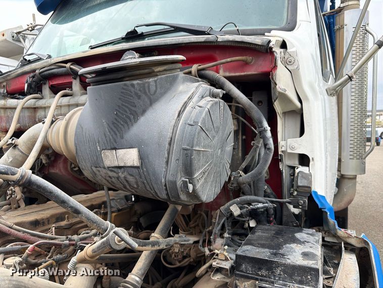 image for item FK3678 2005 Sterling L8500 dump truck