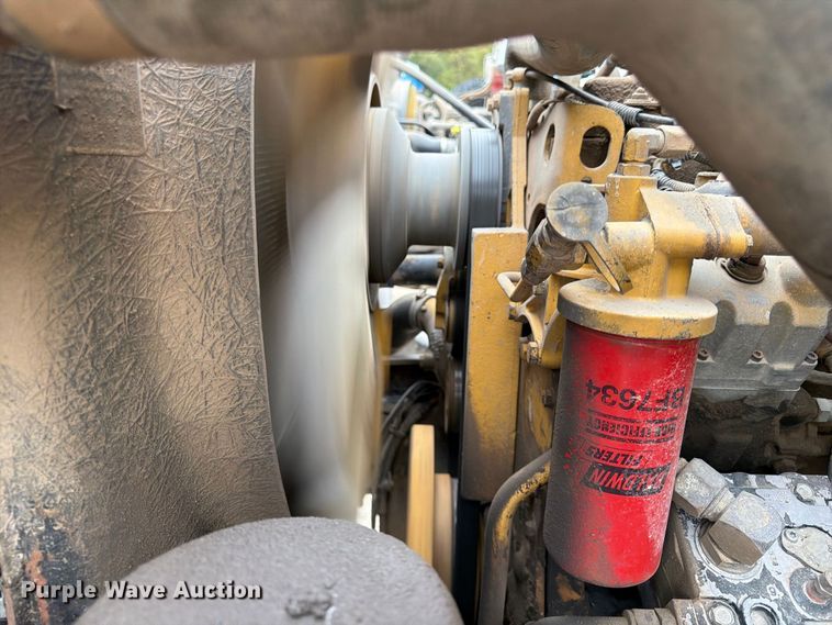 image for item FK3678 2005 Sterling L8500 dump truck