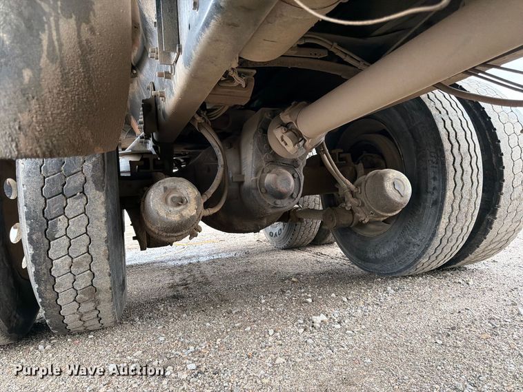 image for item FK3678 2005 Sterling L8500 dump truck