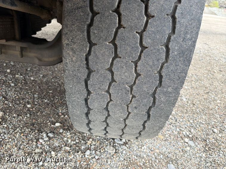 image for item FK3678 2005 Sterling L8500 dump truck